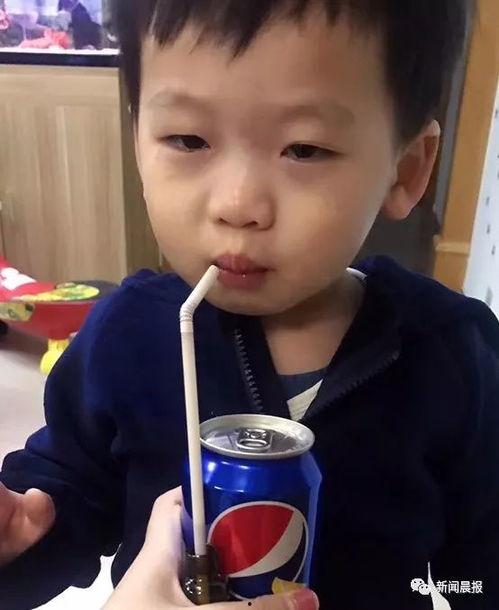 三娃吃瓜直播视频,揭秘网红美食背后的故事