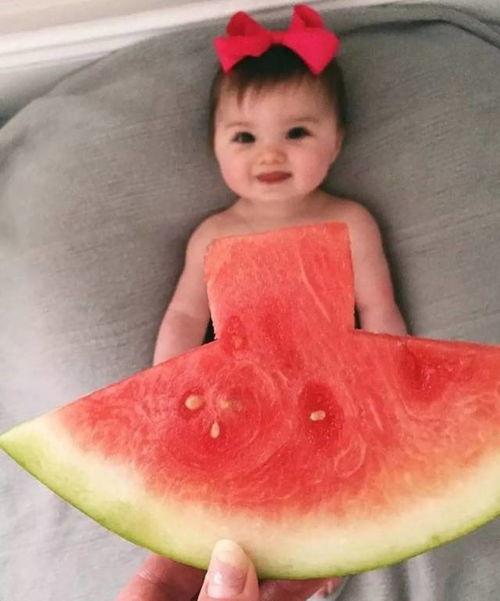 明星西瓜地里吃瓜,西瓜地里共享欢乐时光