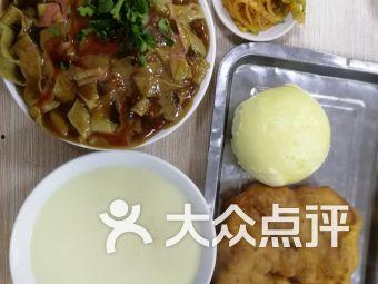 富民路吃瓜,一场热闹非凡的吃瓜盛宴