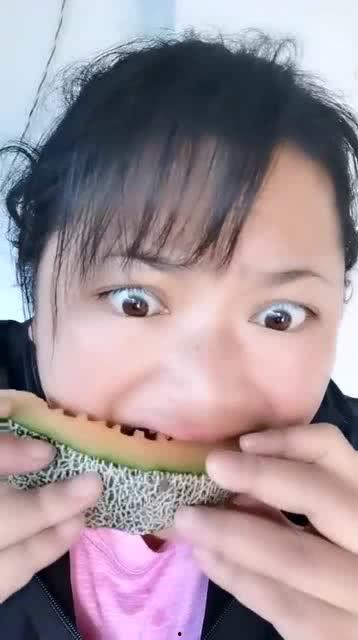 牙缝吃瓜,揭秘美食与口腔健康的微妙关系