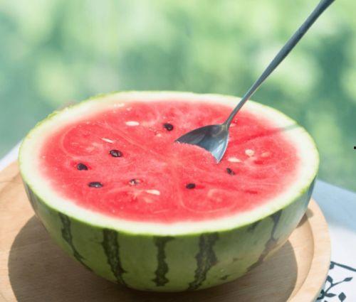 广东晚上吃瓜视频,广东夜宵吃瓜视频大赏