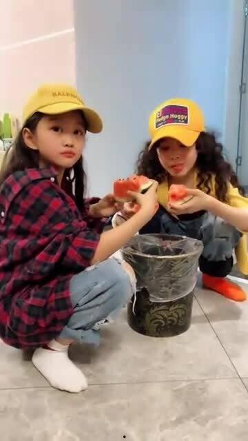 去女生家吃瓜,探访女生家共享美味时光