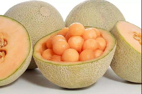 沉浸式吃瓜哈密瓜