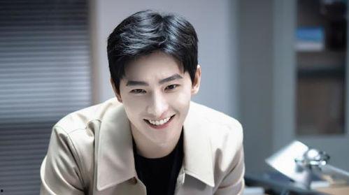 杨洋吃的瓜,揭秘明星的幕后生活