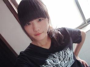 情侣视频吃瓜是真的吗,是真是假，一探究竟