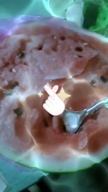 吃瓜撑肚子视频大全集