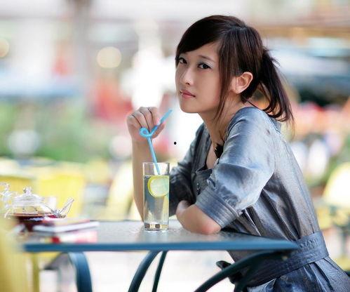 吃瓜美少女赵瑾尧视频